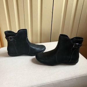 New w/o tags Sporto black ankle boots